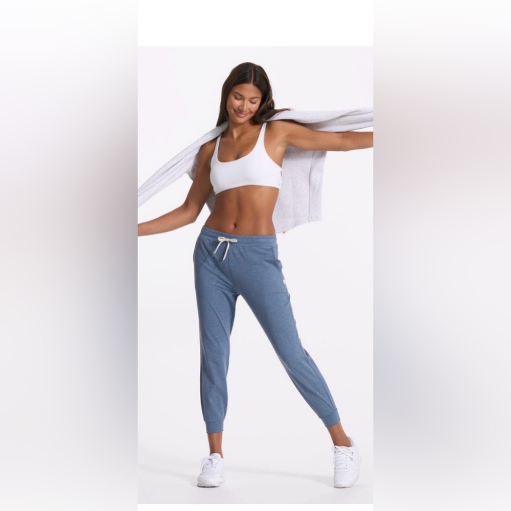 Vuori Blue Everyday Dream Knit Soft Jogger Sweatpants